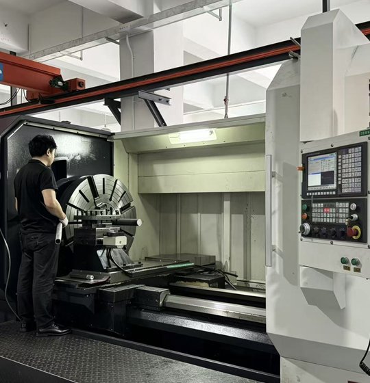 Heavy-Duty CNC Lathe CK61125